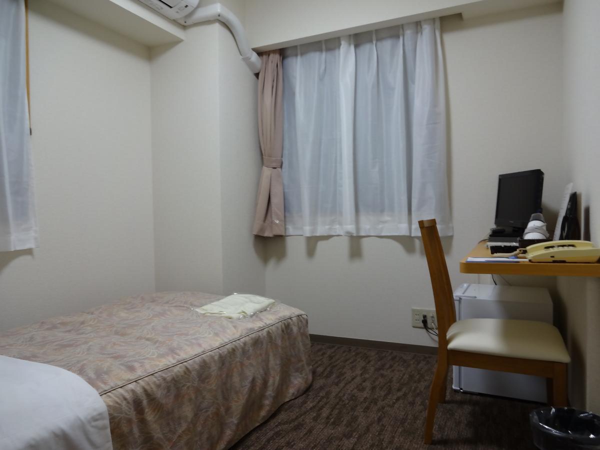 Ushiku City Hotel Ekimaekan Kültér fotó